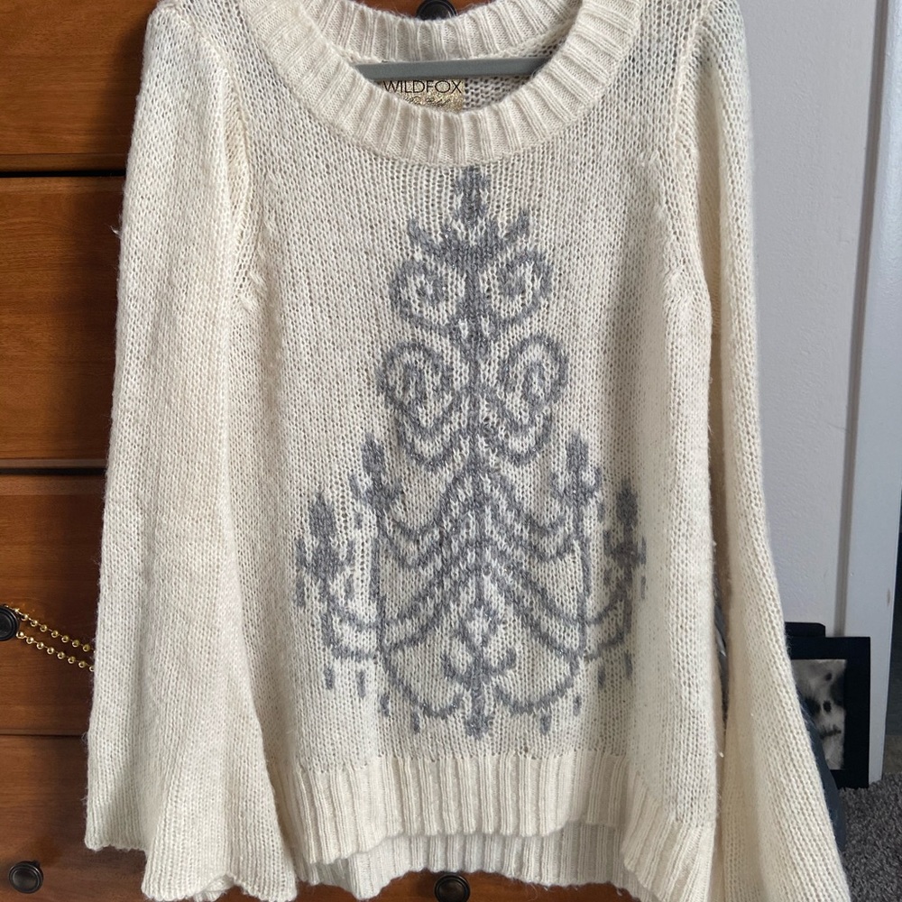 ✨ Wildfox White Label Sweater ✨